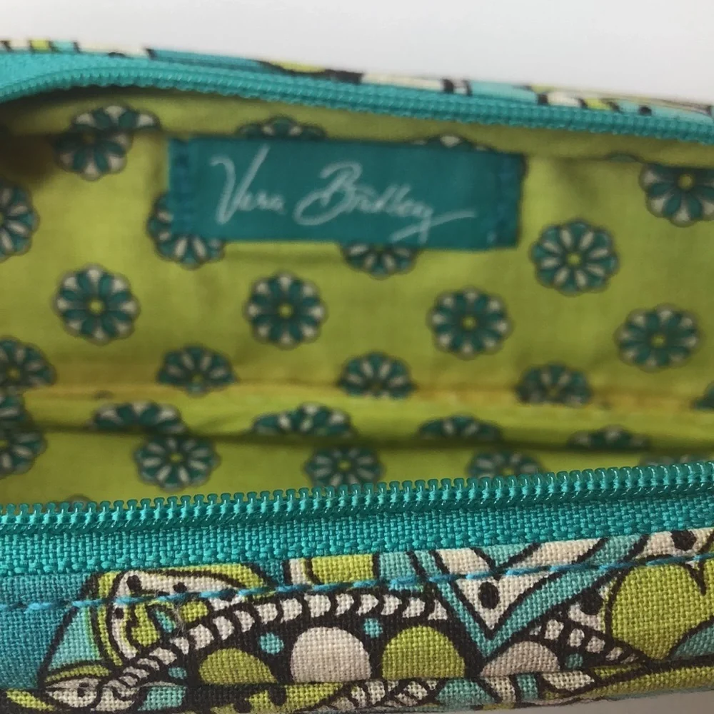 Vera Bradley Black Eyeglass frames Blue Lime accent colors plus eyeglasses case